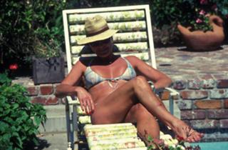 Elke Sommer feet photo thumbnail