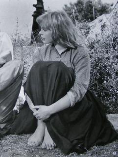 Elke Sommer feet photo thumbnail