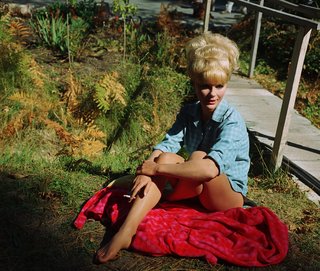 Elke Sommer feet photo thumbnail