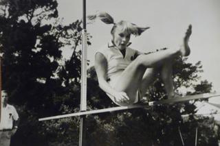 Elke Sommer feet photo thumbnail