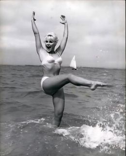 Elke Sommer feet photo 12