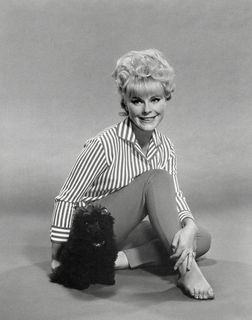 Elke Sommer feet photo 2