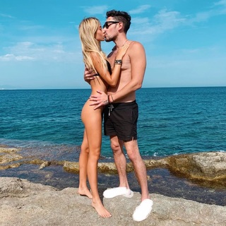 Ella Ayalon feet photo thumbnail