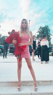 Ella Ayalon feet photo thumbnail