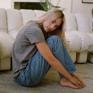 Ella Ayalon feet photo thumbnail