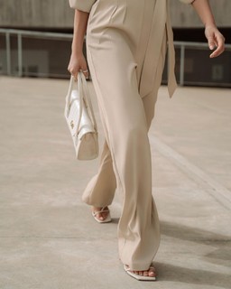 Ella Ayalon feet photo thumbnail