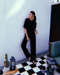 Ella Balinska feet photo 13