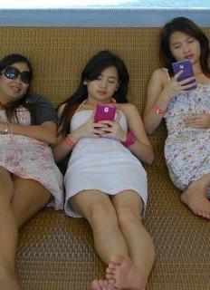 Ella Cruz feet photo 1