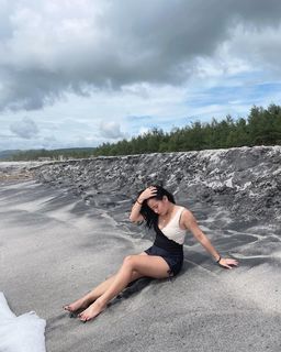 Ella Cruz feet photo 11