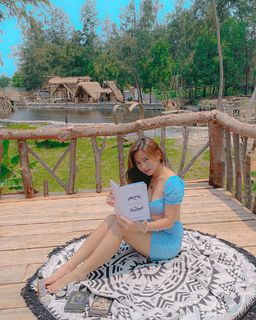 Ella Cruz feet photo 14