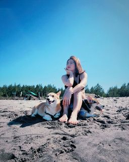 Ella Cruz feet photo 4