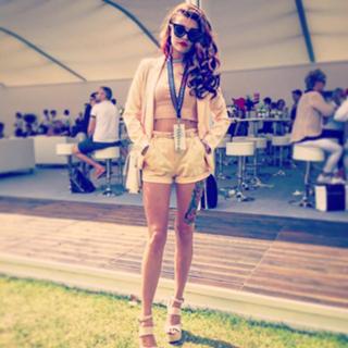 Ella Dvornik feet photo 9