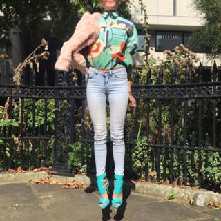 Ella Dvornik feet photo 3