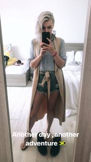 Ella Dvornik feet photo 5