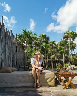 Ella Dvornik feet photo 12