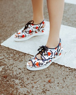 Ella Dvornik feet photo 3