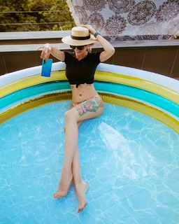Ella Dvornik feet photo 15