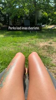 Ella Dvornik feet photo 14