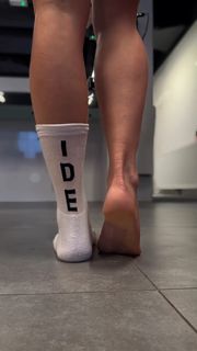 Ella Dvornik feet photo 2