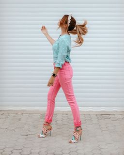 Ella Dvornik feet photo 10