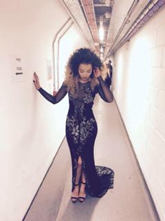 Ella Eyre feet photo 18