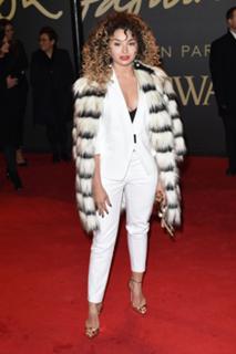 Ella Eyre feet photo 15