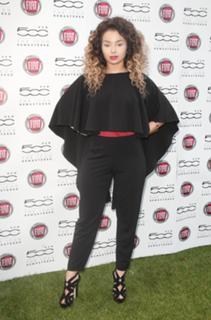 Ella Eyre feet photo 7