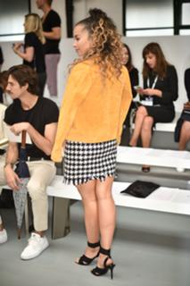 Ella Eyre feet photo 5