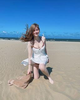 Ella Freya feet photo 1