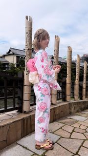 Ella Freya feet photo 2
