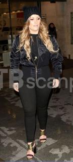 Ella Henderson feet photo 2