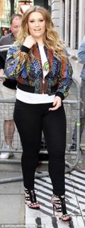 Ella Henderson feet photo 13