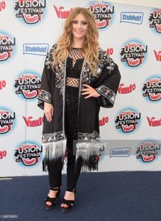 Ella Henderson feet photo 5