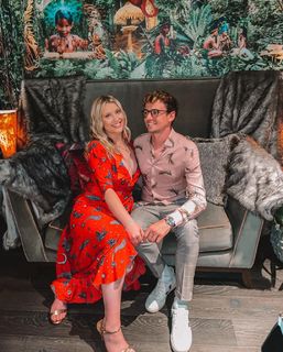 Ella Henderson feet photo 15