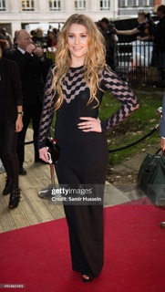 Ella Henderson feet photo 4