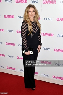 Ella Henderson feet photo 1