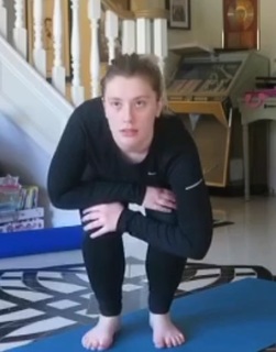 Ella Henderson feet photo 16