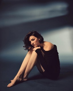 Ella Hunt feet photo 15