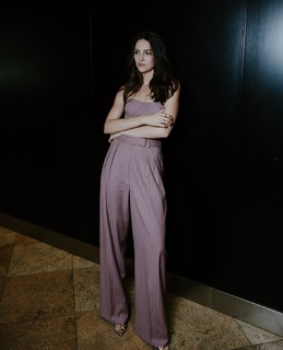 Ella Hunt feet photo 18