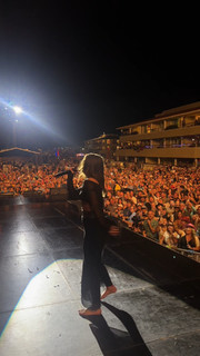 Ella Langley feet photo thumbnail