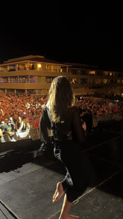 Ella Langley feet photo thumbnail