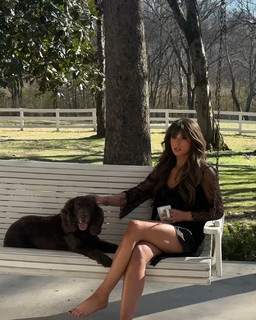 Ella Langley feet photo thumbnail