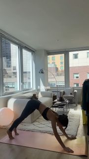 Ella Mendelsohn feet photo 1