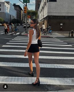 Ella Mendelsohn feet photo 17