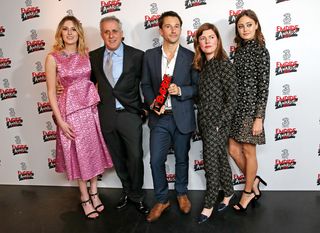 Ella Purnell feet photo thumbnail