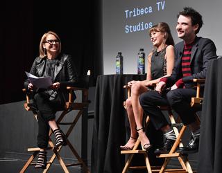 Ella Purnell feet photo thumbnail