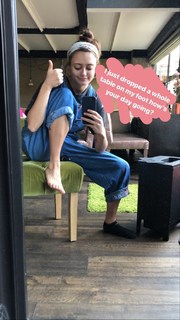 Ella Purnell feet photo thumbnail