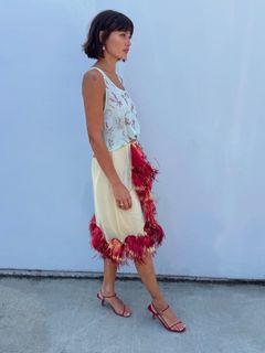 Ella Purnell feet photo thumbnail