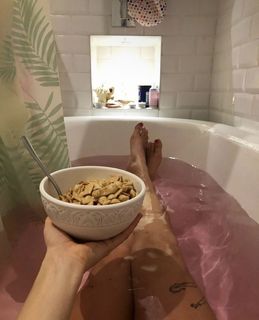 Ella Purnell feet photo 8