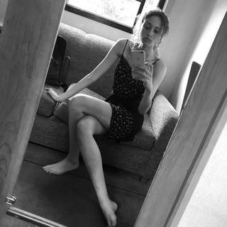 Ella-Rae Smith feet photo 2